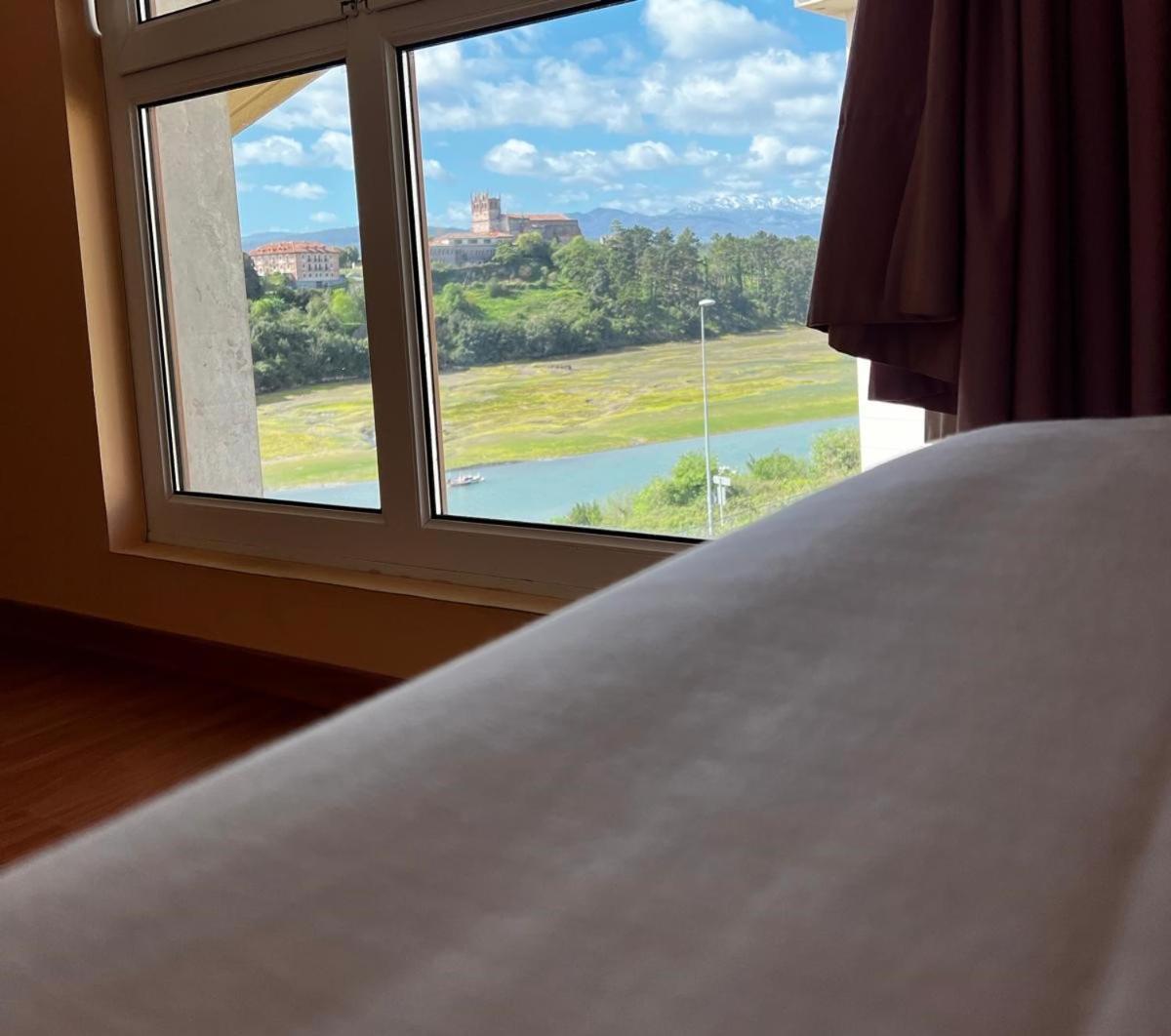Hotel Faro De San Vicente サン・ビセンテ・デ・ラ・バルケラ エクステリア 写真
