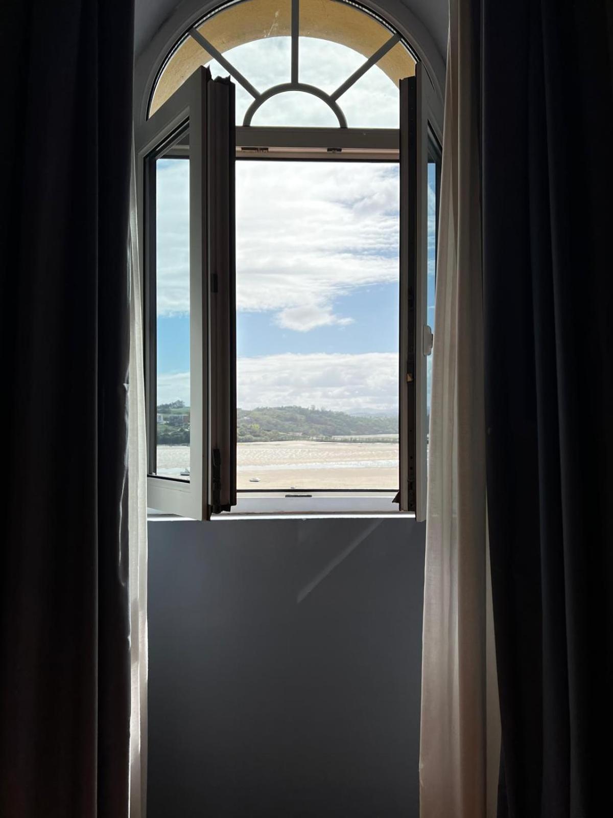 Hotel Faro De San Vicente サン・ビセンテ・デ・ラ・バルケラ エクステリア 写真
